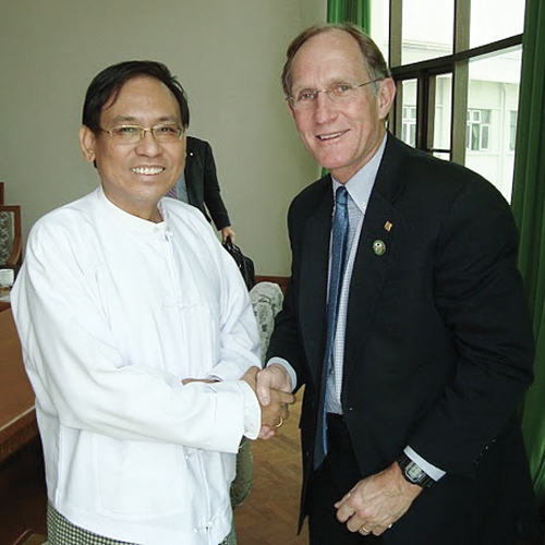 Peter Agre with Deputy Health Minister of Burma (Myanmar) Mya Oo.